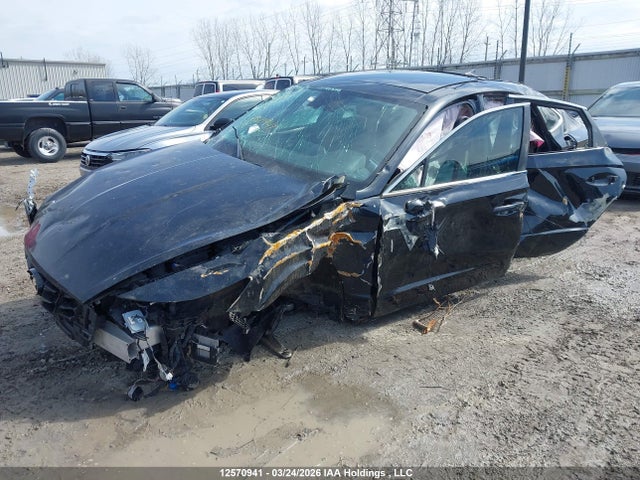 5NPEL4J20NH137101 Hyundai Sonata Luxury