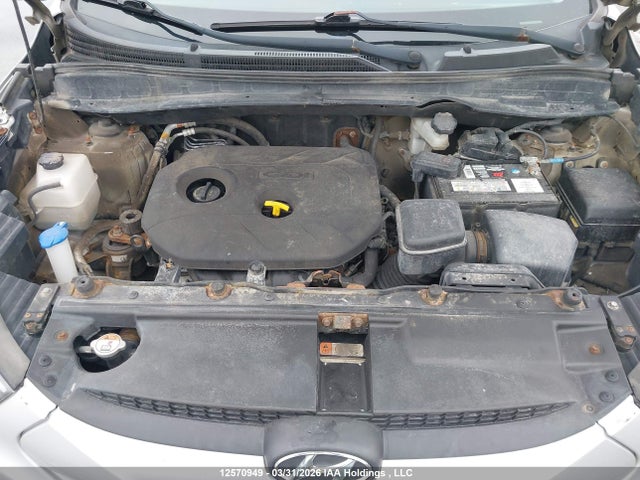 KM8JT3AF4FU049344 Hyundai Tucson Gl