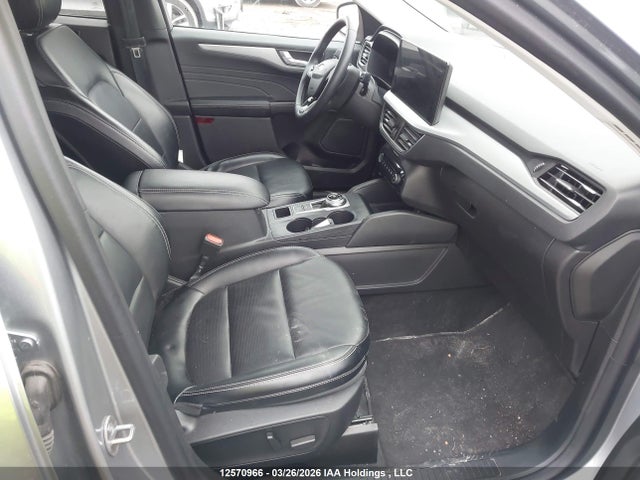 1FMCU9JA9RUA53570 Ford Escape Platinum