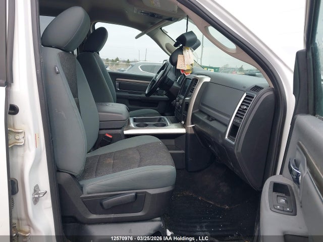 12570976 :رقم المزاد ، 1C6RR7LG2HS536633 vin ، 2017 Ram 1500 Slt مزاد بيع