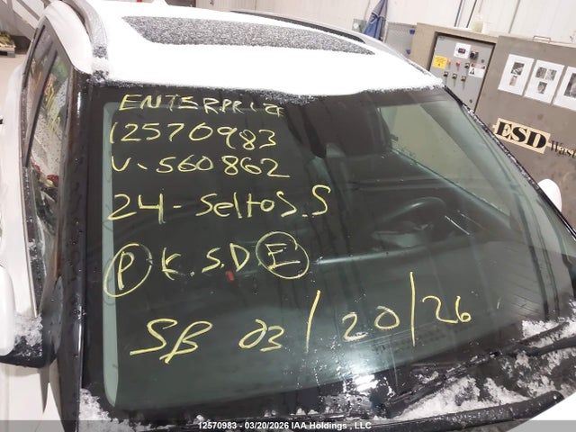 12570983 :رقم المزاد ، KNDEUCAA3R7560862 vin ، 2024 Kia Seltos S مزاد بيع
