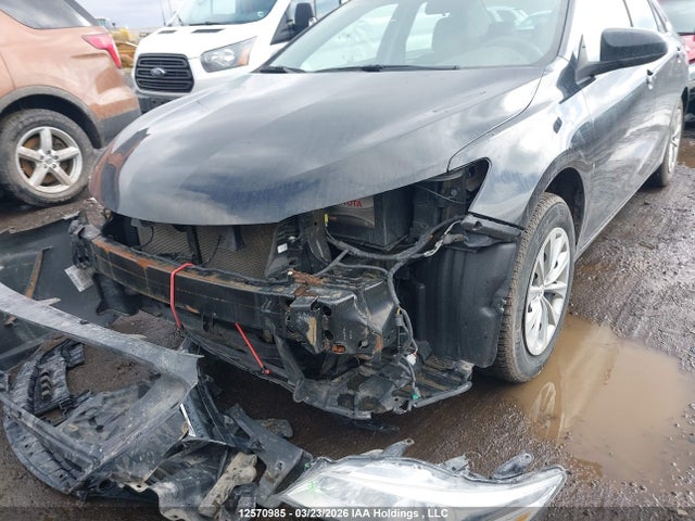 2016 Toyota Camry Le/xle/se/xse მანქანა იყიდება აუქციონზე, vin: 4T1BF1FKXGU214952, აუქციონის ნომერი: 12570985