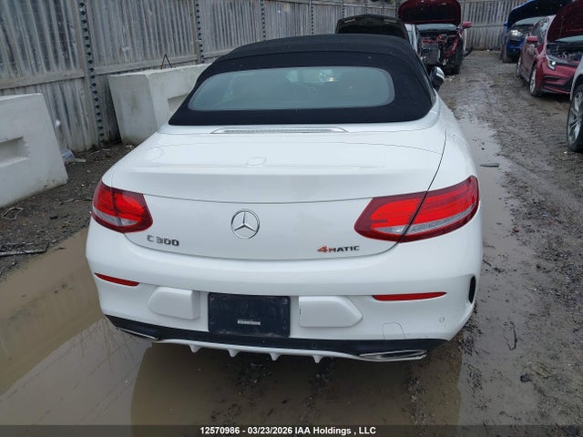 WDDWK4KBXHF564389 Mercedes-Benz C 300 4matic