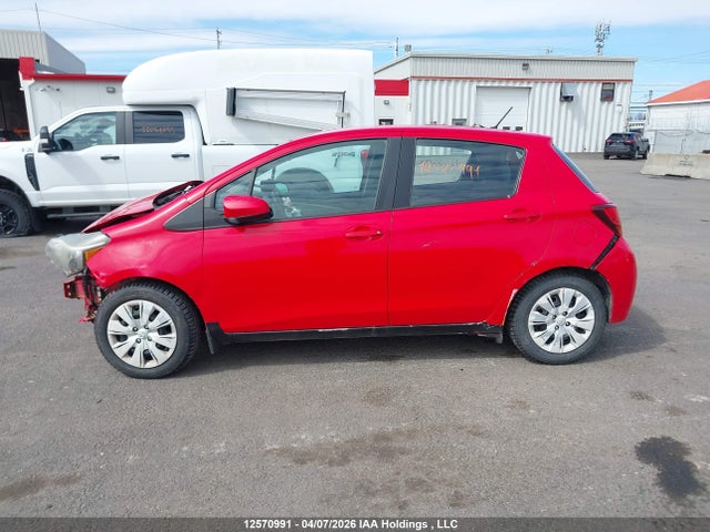 12570991 :رقم المزاد ، VNKKTUD37FA047645 vin ، 2015 Toyota Yaris مزاد بيع