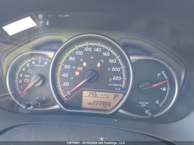 12570991 :رقم المزاد ، VNKKTUD37FA047645 vin ، 2015 Toyota Yaris مزاد بيع
