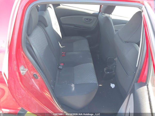 12570991 :رقم المزاد ، VNKKTUD37FA047645 vin ، 2015 Toyota Yaris مزاد بيع