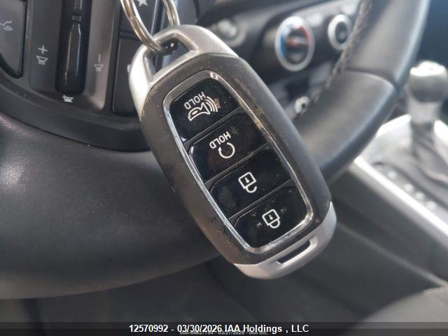 2025 Hyundai Venue Sel/limited მანქანა იყიდება აუქციონზე, vin: KMHRC8A3XSU380686, აუქციონის ნომერი: 12570992