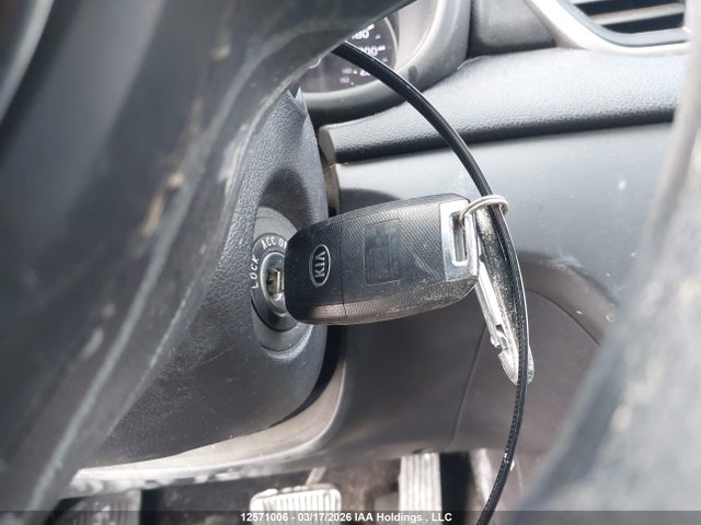 KNDPM3AC4H7070875 KIA Sportage Lx