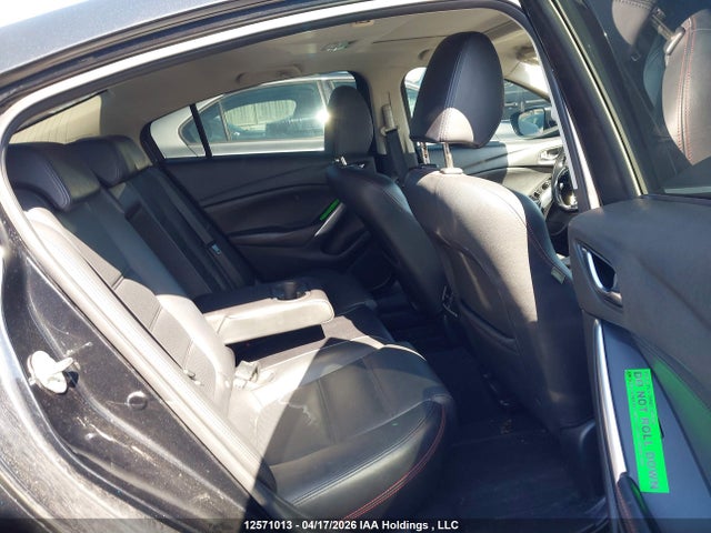 JM1GJ1W67E1118819 Mazda 6