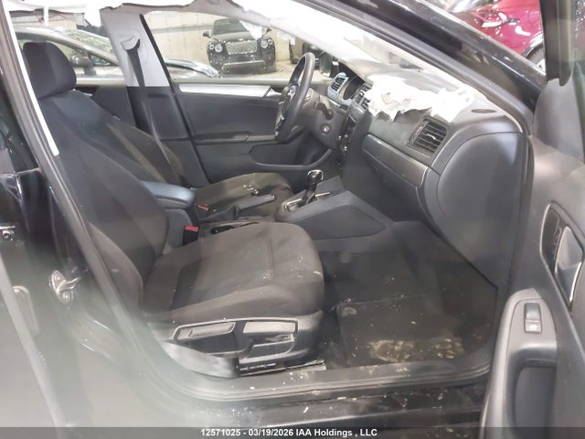 3VW2K7AJ5FM205044 Volkswagen Jetta