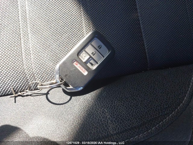 2HKRW2H24NH212515 Honda CR-V LX