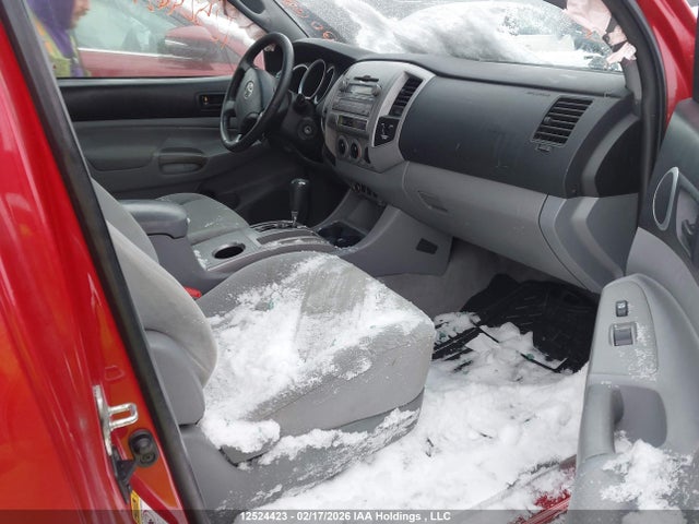 12524423 :رقم المزاد ، 5TFUU4EN8BX003241 vin ، 2011 Toyota Tacoma Base V6 مزاد بيع