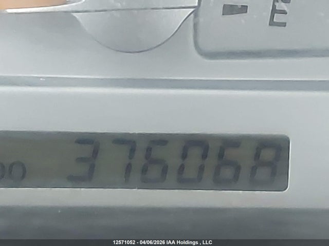 12571052 :رقم المزاد ، 4T1BE32K94U848172 vin ، 2004 Toyota Camry Le/se/xle مزاد بيع