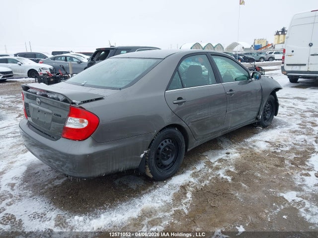 12571052 :رقم المزاد ، 4T1BE32K94U848172 vin ، 2004 Toyota Camry Le/se/xle مزاد بيع