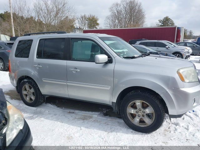 12571102 :رقم المزاد ، 5FNYF3H52AB018943 vin ، 2010 Honda Pilot مزاد بيع