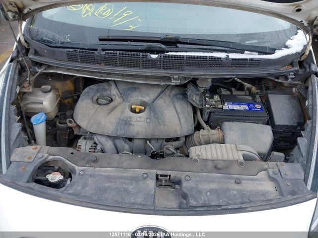 12571116 :رقم المزاد ، KNAHT8A35E7025585 vin ، 2014 Kia Rondo مزاد بيع