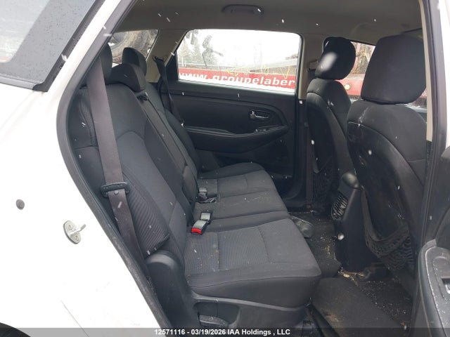 12571116 :رقم المزاد ، KNAHT8A35E7025585 vin ، 2014 Kia Rondo مزاد بيع