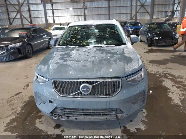 YV4L12UV8P2049227 Volvo Xc40 B5 Core