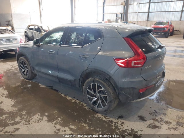YV4L12UV8P2049227 Volvo Xc40 B5 Core