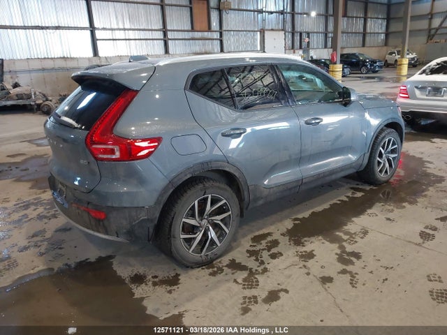 YV4L12UV8P2049227 Volvo Xc40 B5 Core