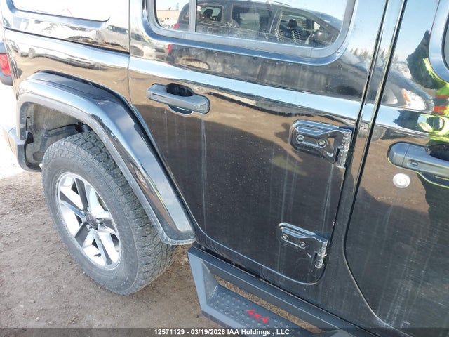 1C4HJXEN1PW559626 Jeep Wrangler 4-door Sahara