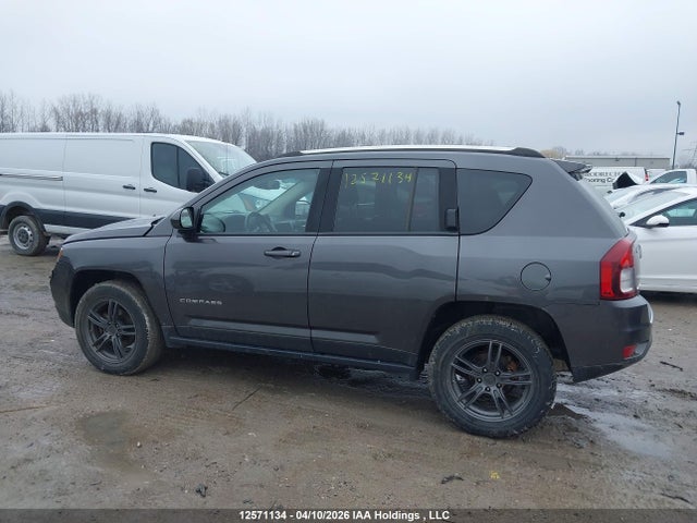 1C4NJDAB8GD792203 Jeep Compass
