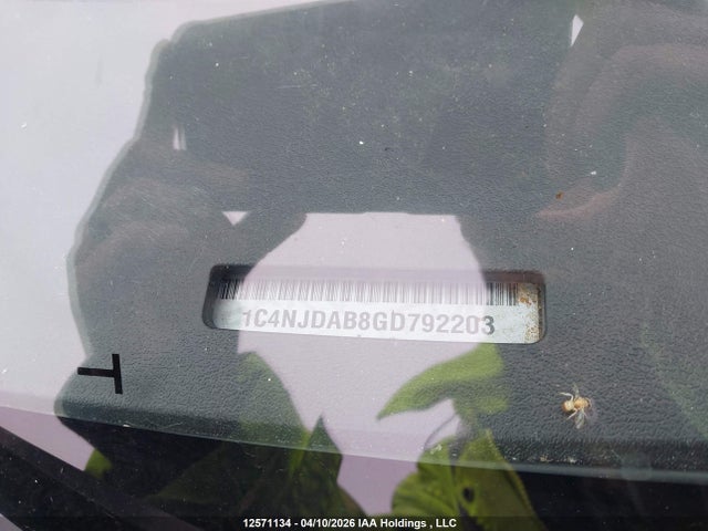 1C4NJDAB8GD792203 Jeep Compass