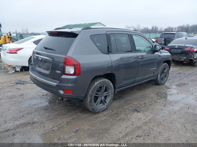 1C4NJDAB8GD792203 Jeep Compass