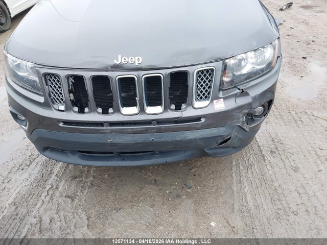 1C4NJDAB8GD792203 Jeep Compass