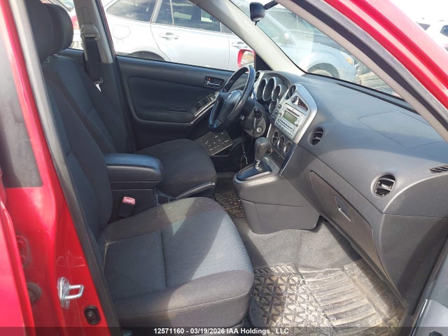 12571160 :رقم المزاد ، 2T1KR32E37C653303 vin ، 2007 Toyota Matrix Xr مزاد بيع