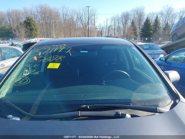 2HKRM4H44GH127678 Honda CR-V SE