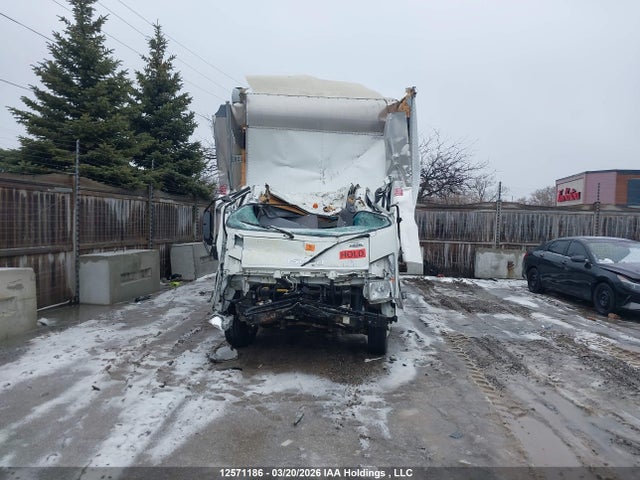 12571186 :رقم المزاد ، JALE5W166K7300373 vin ، 2019 Isuzu Nrr مزاد بيع