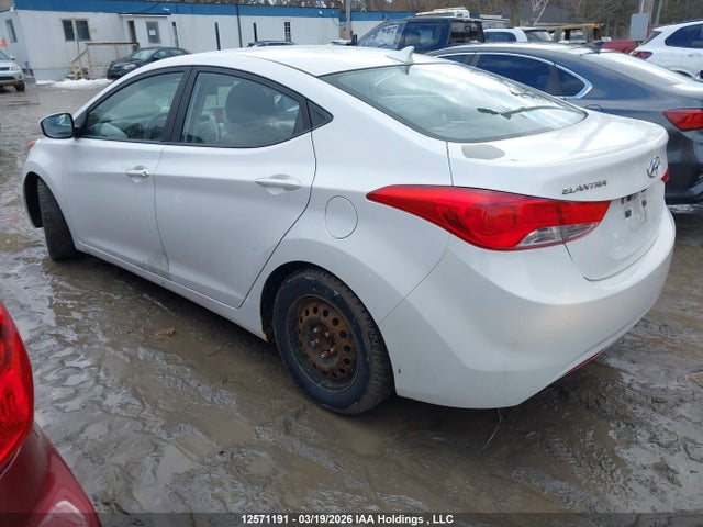 2013 Hyundai Elantra მანქანა იყიდება აუქციონზე, vin: 5NPDH4AE1DH330587, აუქციონის ნომერი: 12571191
