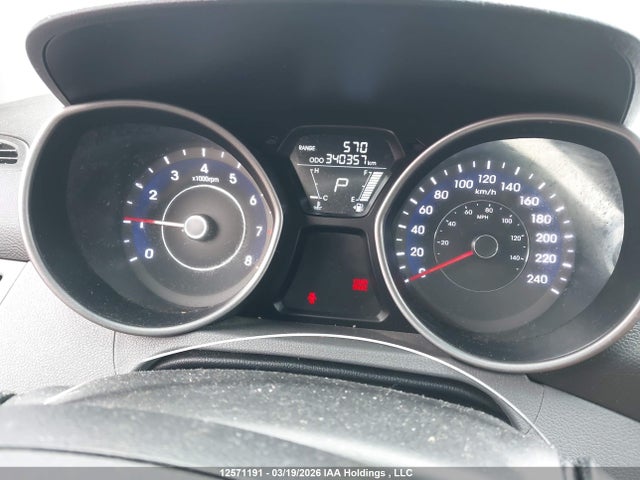2013 Hyundai Elantra მანქანა იყიდება აუქციონზე, vin: 5NPDH4AE1DH330587, აუქციონის ნომერი: 12571191