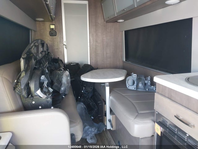 1FTBW3XV6JKA39885 Ford Transit-350