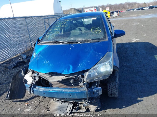VNKKTUD33GA057302 Toyota YARIS LE