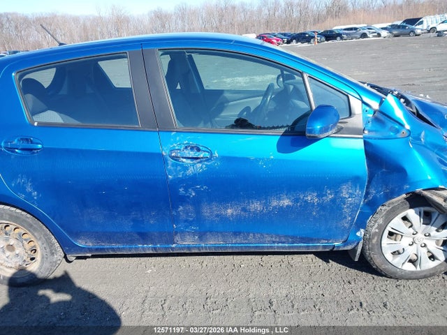 VNKKTUD33GA057302 Toyota YARIS LE