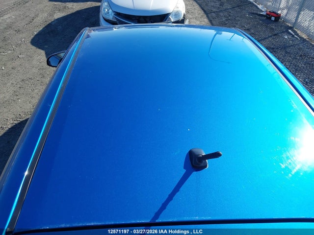 VNKKTUD33GA057302 Toyota YARIS LE