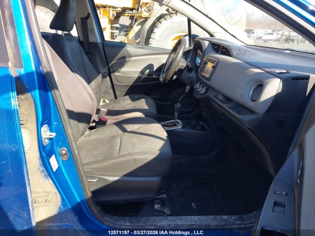 VNKKTUD33GA057302 Toyota YARIS LE