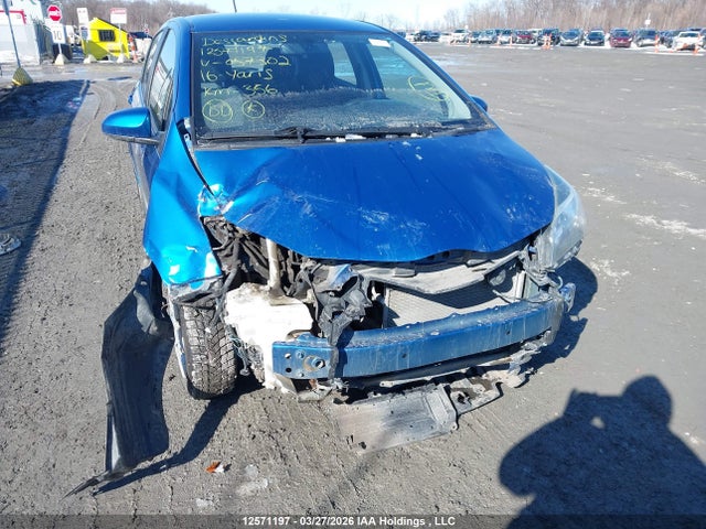 VNKKTUD33GA057302 Toyota YARIS LE