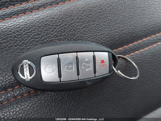 3N1CP5DV9LL576174 Nissan KICKS SR