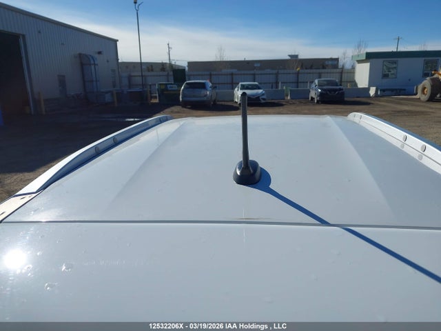 3N1CP5DV9LL576174 Nissan KICKS SR