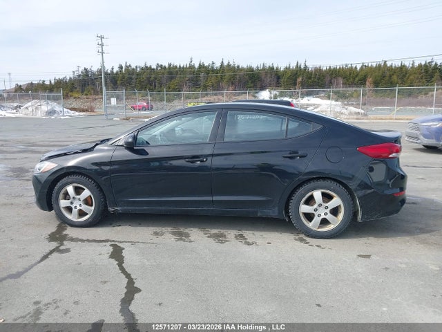 5NPD74LF5JH243490 Hyundai Elantra L