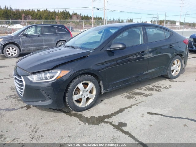 5NPD74LF5JH243490 Hyundai Elantra L