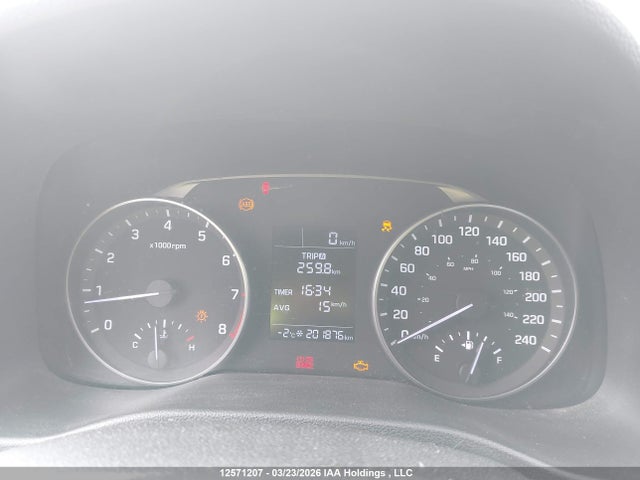 5NPD74LF5JH243490 Hyundai Elantra L