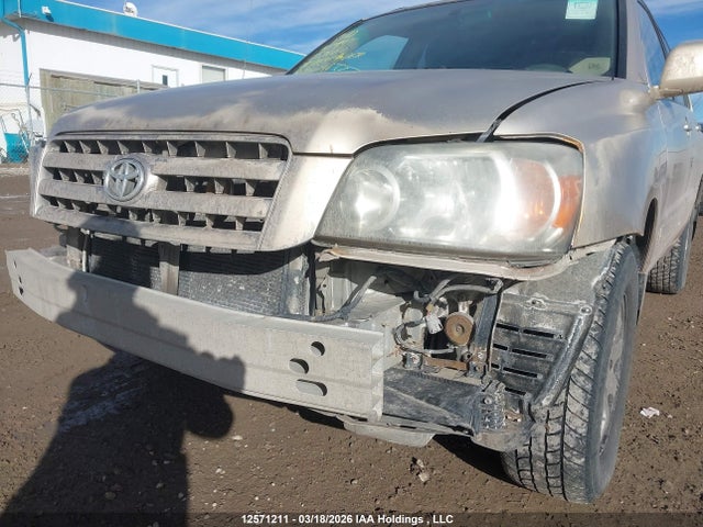 12571211 :رقم المزاد ، JTEEP21A540020248 vin ، 2004 Toyota Highlander مزاد بيع