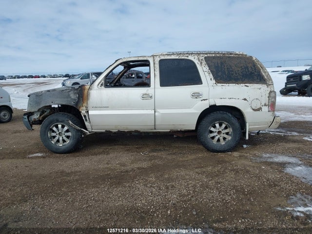 12571216 :رقم المزاد ، 1GYEK63N02R275712 vin ، 2002 Cadillac Escalade 4.4 مزاد بيع