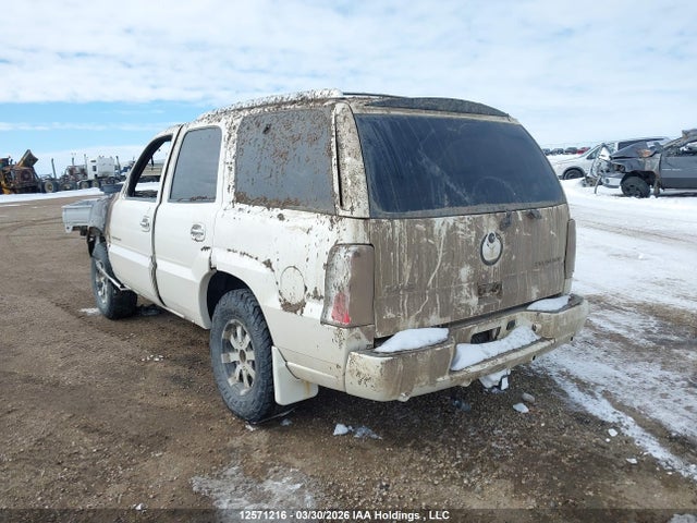 12571216 :رقم المزاد ، 1GYEK63N02R275712 vin ، 2002 Cadillac Escalade 4.4 مزاد بيع