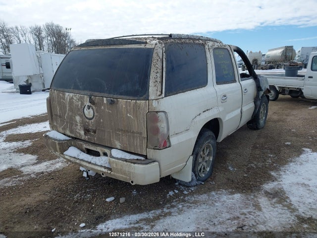 12571216 :رقم المزاد ، 1GYEK63N02R275712 vin ، 2002 Cadillac Escalade 4.4 مزاد بيع