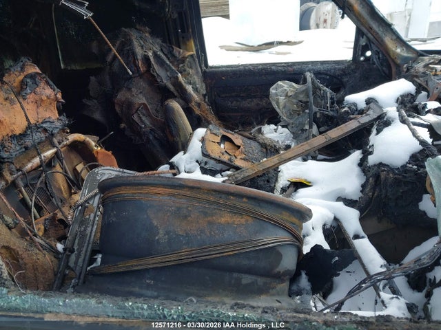 12571216 :رقم المزاد ، 1GYEK63N02R275712 vin ، 2002 Cadillac Escalade 4.4 مزاد بيع